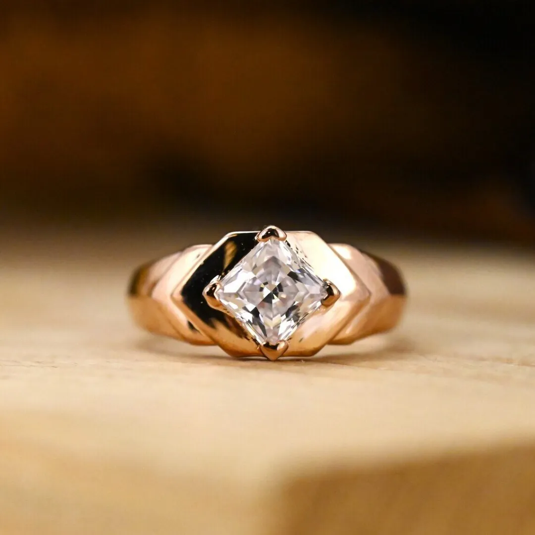 /public/photos/live/Solitaire Princess Cut Moissanite Man's Engagement Ring 723 (2).webp